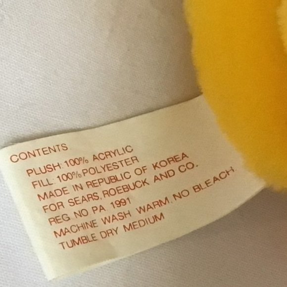 Walt Disney's Winnie The Pooh 7" Stuffed animal - Picture 10 of 10